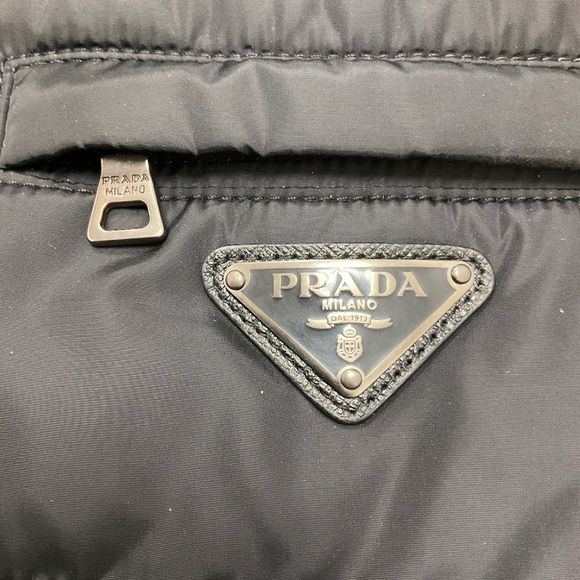 PRADA SPORT LINEA ROSSA BLACK 2012 LOGO PLAQUE REVERSIBLE MID LENGTH PUFFER COAT - Picture 8 of 11